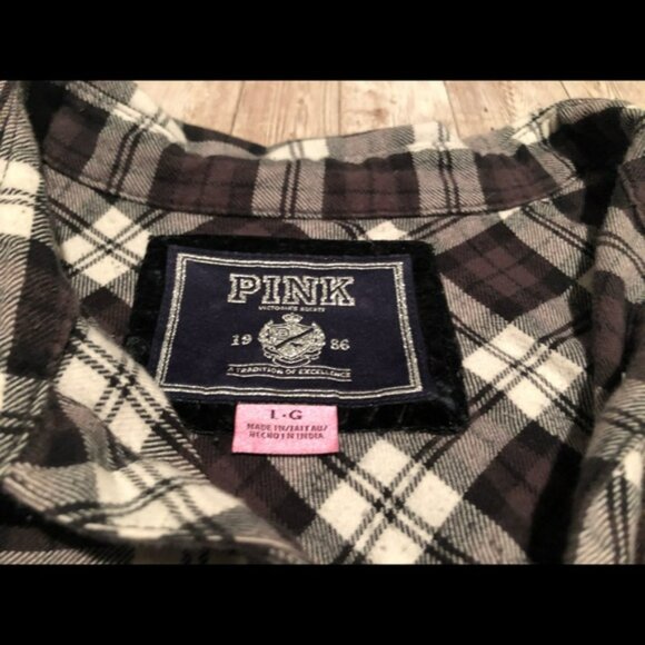 Victoria’s Secret Plaid Long Sleeve Shirt Large - Picture 2 of 5